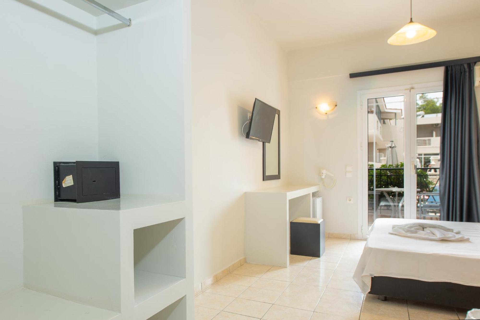Apollon Hotel Plánosz Kültér fotó