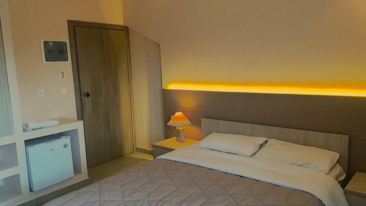 Apollon Hotel Plánosz Kültér fotó